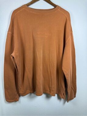 Women's Crewneck Sweatshirt in Rust-Women Who Behave Rarely Make History